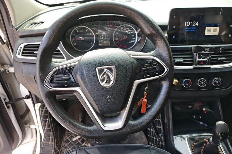 Used Baojun 730 2019 1.5L Manual Fashion Model 7-seater National V