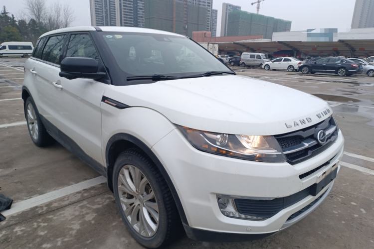 Used Land X7 2016 2.0T Panoramic Prestige Edition
