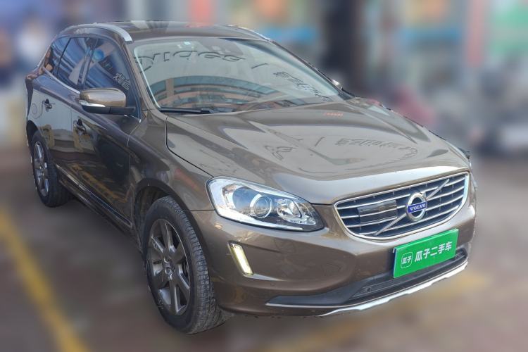 Used Volvo XC60 2015 T5 AWD Smart Drive Edition Front Right 45 Deg