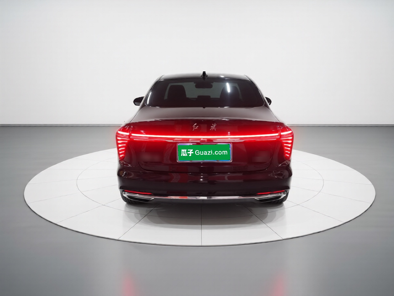 Hongqi H5 2025 2.0T Automatic Flag Edition – 500 000 Units Commemorative Version — снимка 5