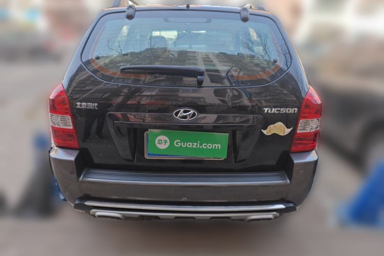 Used Hyundai Tucson 2009 2.0L Automatic Two-Wheel Drive with Sunroof