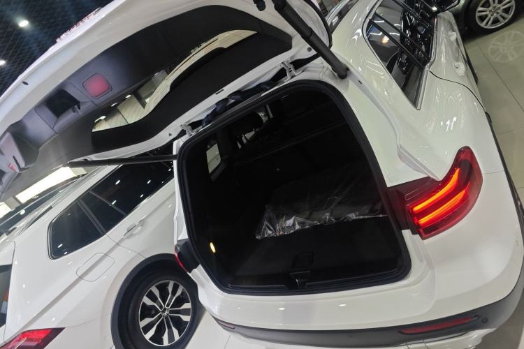 Used Mercedes-Benz GLB 2024 GLB 200 Dynamic Edition Trunk