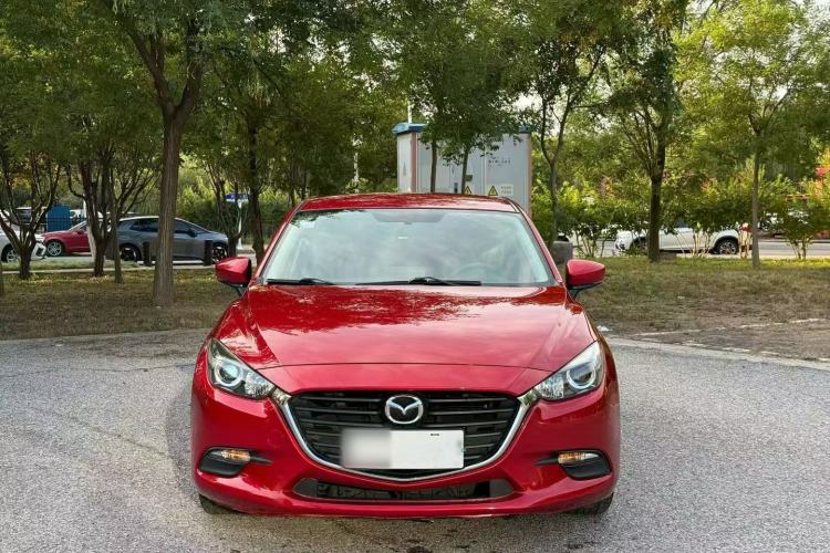 Used Mazda 3 Axela 2019 Cloud-Control Edition Hatchback 1.5L Automatic Comfort Model China VI Standard Exterior 1