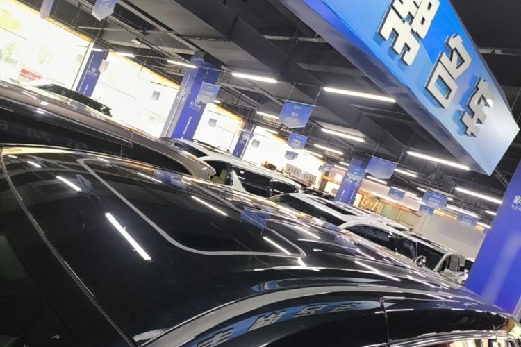 Used Toyota Granvia 2024 2.5L Hybrid Comfort Edition