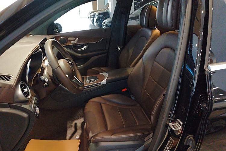 Used Mercedes-Benz GLC 2021 GLC 260 L 4MATIC Luxury Model