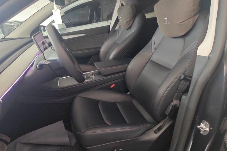 Used Tesla Model Y 2024 Rear-Wheel-Drive Version Left Front Seat