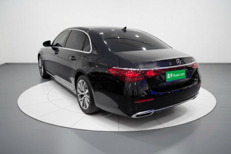 Used Mercedes-Benz E-Class 2024 E 300 L Stylish Model
