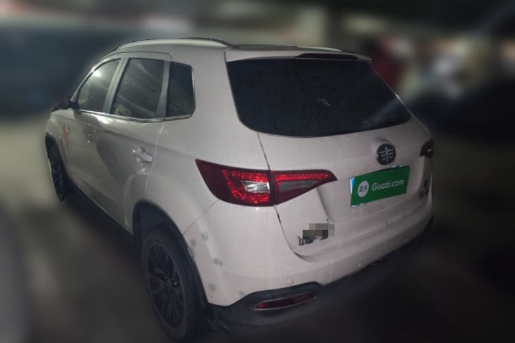 Used FAW Senya R7 2016 1.6L Manual Luxury Model Rear Left 45 Deg