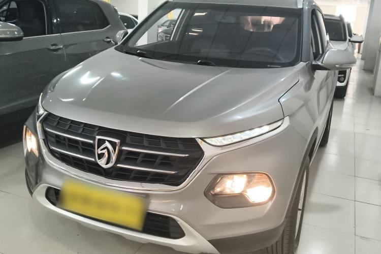 Used Baojun 510 2017 1.5L Manual Fashion Model