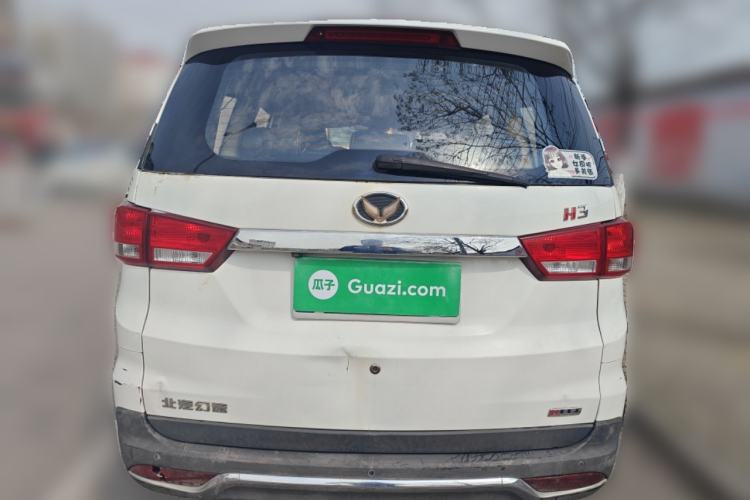 Used HYOSOW H3 2015 1.5L manual luxury version