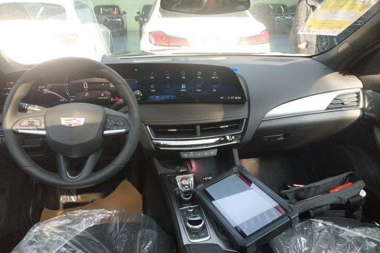 Used Cadillac CT5 2024 28T Luxury Pro Trim