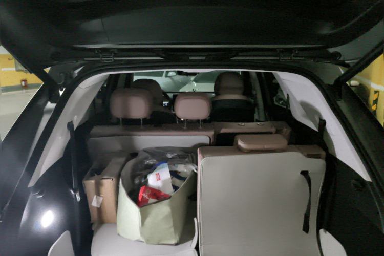 Used Chery Tiggo 8 L 2024 2.0T Two-Wheel-Drive Luxury Version 7 Seats
