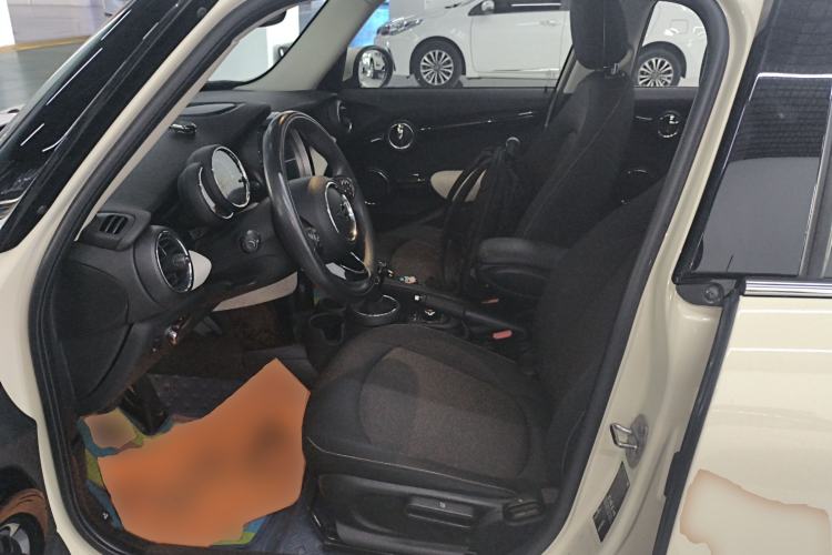 Used MINI 2019 1.5T ONE PLUS Five-Door Edition
