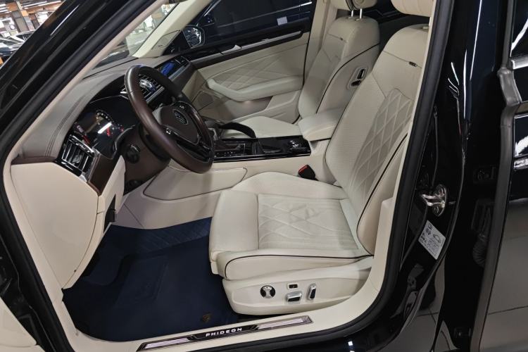 Used Volkswagen Phideon 2021 380TSI Prestige Edition
