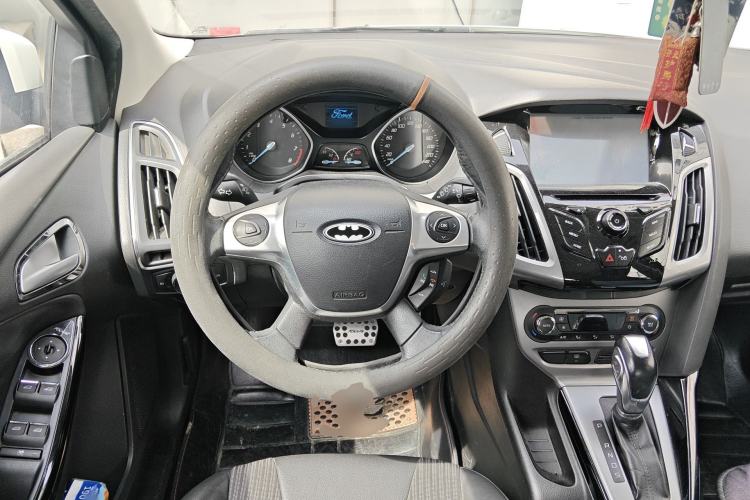 Used Ford Focus 2012 Hatchback 1.6L Automatic Fashion Edition