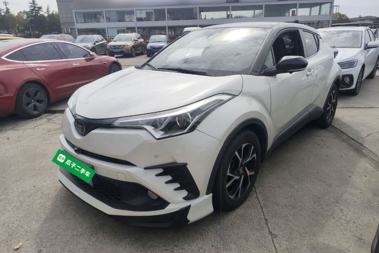 Used Toyota C-HR 2018 2.0L Luxury Edition China VI Standard