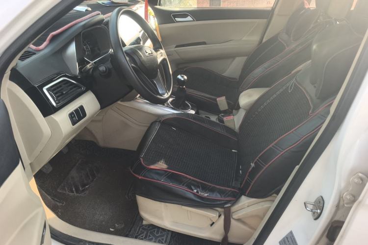 Used Zotye Domy X5 2017 Value Edition 1.6L Manual Fashion Model