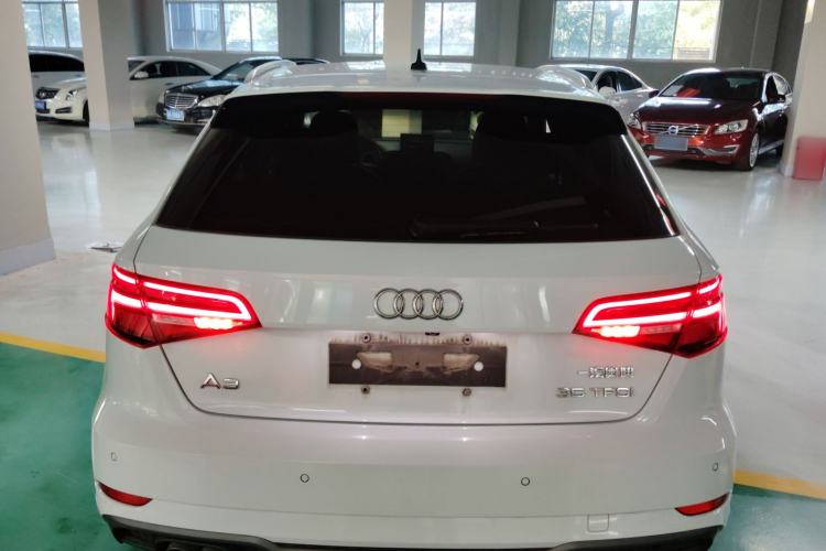 Used Audi A3 2019 Sportback 35 TFSI Fashion Edition China VI Emission Standard
