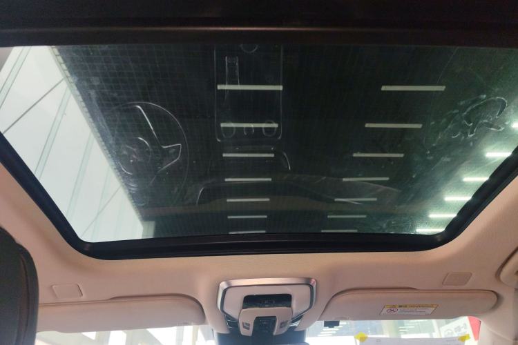 Used Hongqi H9 2023 2.0T Smart Connect Flagship Edition
