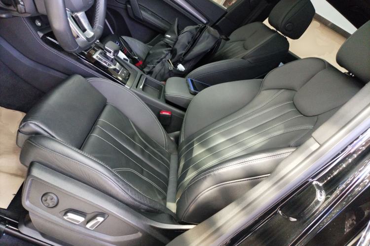 Used Audi Q5L 2022 40T Fashionable and Dynamic Model