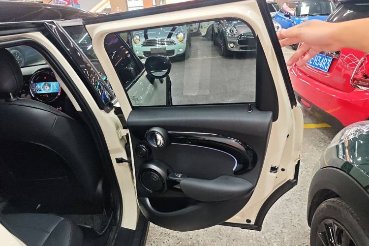 Used MINI MINI 2022 2.0T COOPER S Artist Five-Door Edition