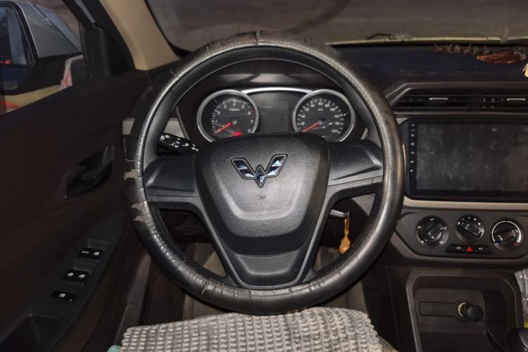 Used Wuling Hongguang 2018 1.5L S Standard Version L2B
