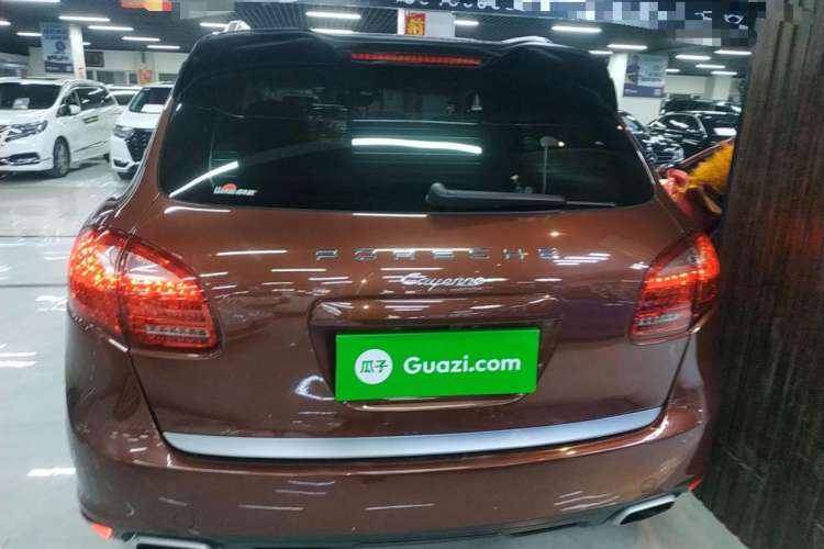 Used Porsche Cayenne 2011 3.6L automatic transmission U.S. specification