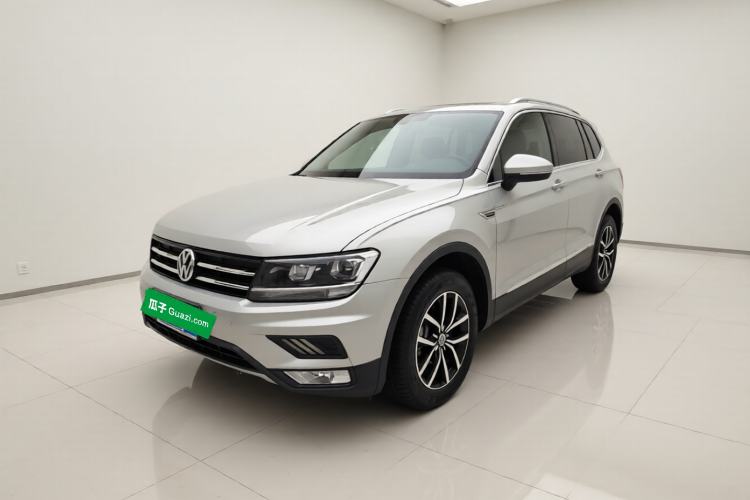 Used Volkswagen Tiguan L 2017 330TSI Automatic Two-Wheel Drive Luxury Edition