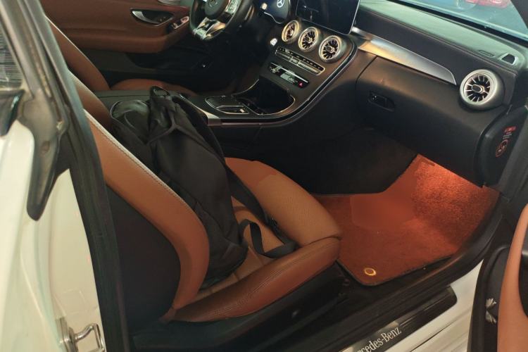 Used Mercedes-Benz C-Class 2020 C 260 Coupe Right Front Seat