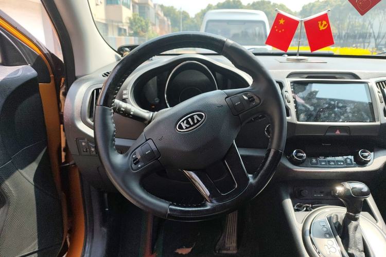 Used Kia Sportage R 2012 2.0L Automatic Two-Wheel Drive NAVI
