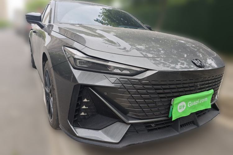 Used CHANGAN UNI-V iDD 2023 ZhiDian iDD 1.5T 113km Smart & Fun Version