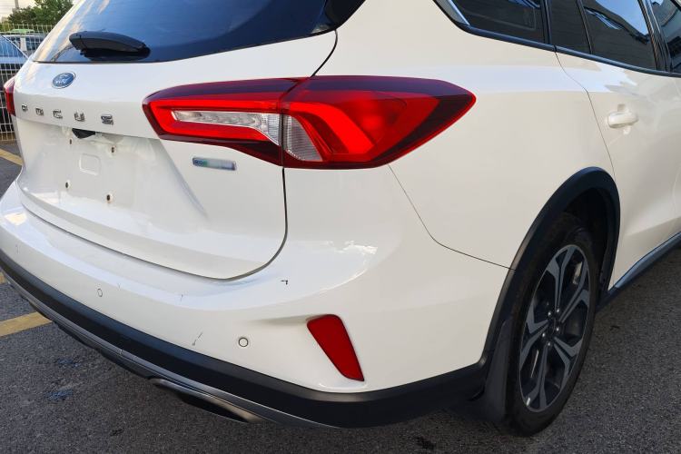 Used Ford Focus 2021 EcoBoost 180 Automatic Hunter Edition
