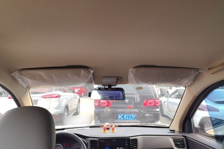 Used Wuling Hongguang V 2022 1.5L Jingqu Edition Electric-Assist LAR