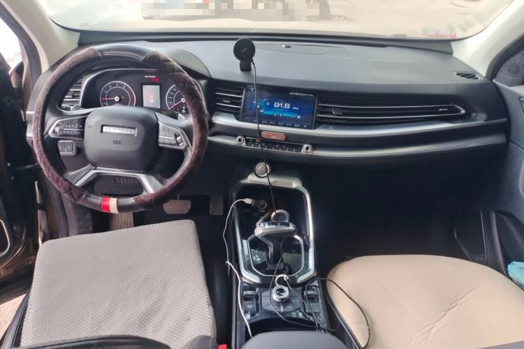 Used Haval H6 2017 Red Label 2.0T Automatic Two-Wheel Drive ZhiShang Model