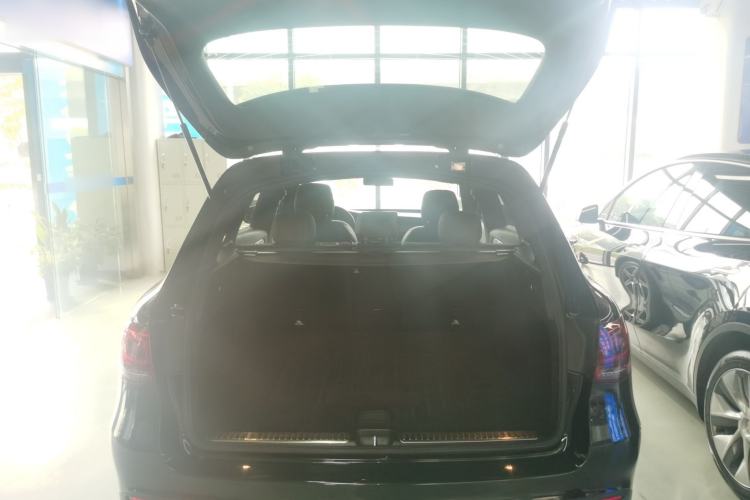 Used Mercedes-Benz GLC 2020 Facelifted GLC 260 L 4MATIC Dynamic Edition
