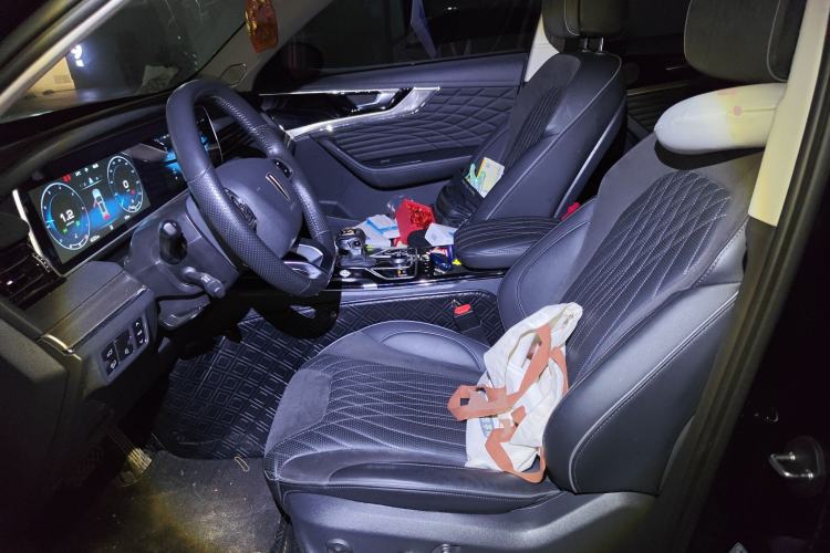 Used Hongqi HS5 2022 Revised Version 2.0T Smart Connect Flagship Edition
