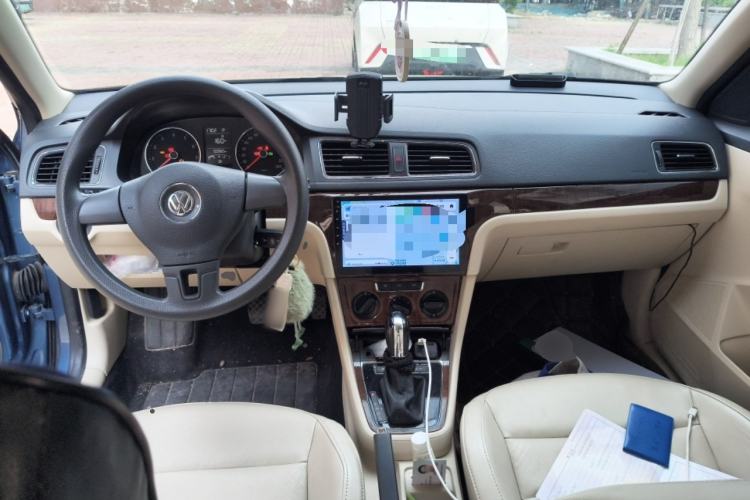 Used Volkswagen Lavida 2013 Revised Version 1.4 TSI DSG Comfort Edition
