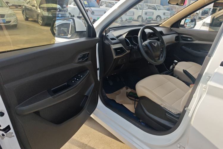 Used Wuling Hongguang 2019 1.5L S Standard Version China VI LAR