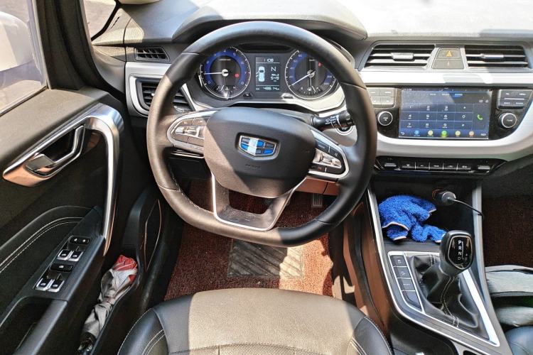 Used Geely Auto Vision X3 2019 Upgraded Model 1.5L CVT Elite Version