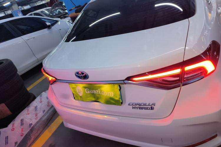 Used Toyota Corolla 2021 Dual-Motor 1.8L E-CVT Elite Edition
