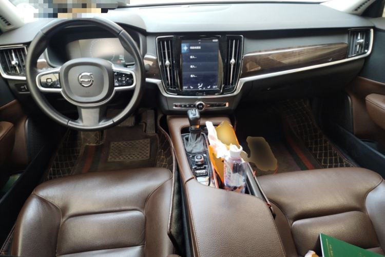 Used Volvo S90 2018 T4 Zhiyuan Edition