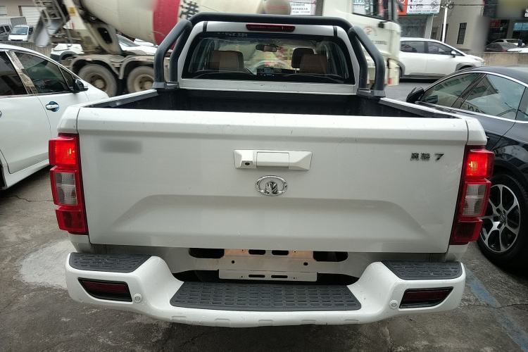 Used Great Wall Wingle 7 2022 2.0T Diesel Two-Wheel Drive Practical Version Big Double Cab GW4D20M
