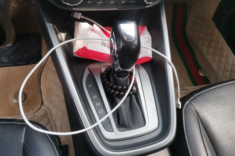 Used Ford Escort 2017 Happiness Edition 1.5L Automatic Fashion Version Gear Lever