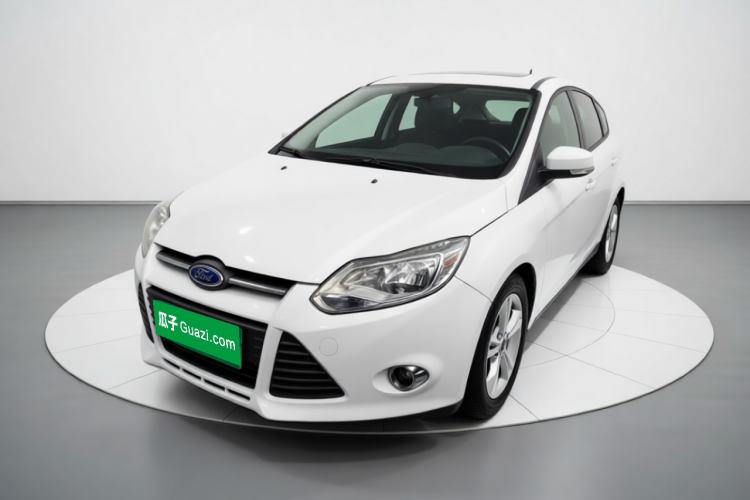 Used Ford Focus 2012 Hatchback 1.6L Manual Fashion Edition Guazi used car, China used car export, Used car for sale, Used cars, Cheapest cars for sale