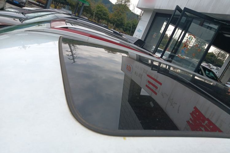 Used Geely Auto Emgrand X7 Sport 2020 1.8TD DCT Two-Wheel Drive Smart Connect 4G-Enabled Version Roof