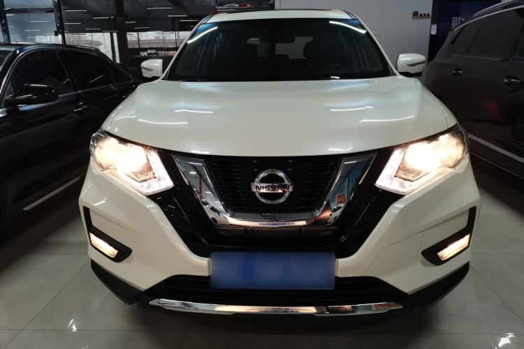 Used Nissan X-Trail 2022 2.0L Two-Wheel Drive Smart Connect & Comfort Edition Front