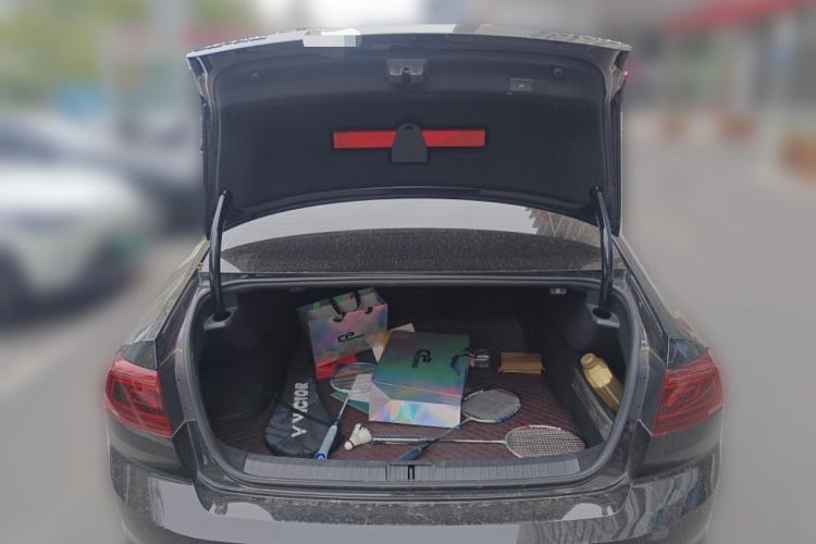 Used Volkswagen Magotan 2023 2 Million Units Commemorative Edition 330TSI DSG Luxury Version
