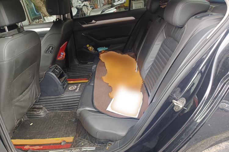 Used Volkswagen Magotan 2018 330TSI DSG Advanced Model Left Rear Seat