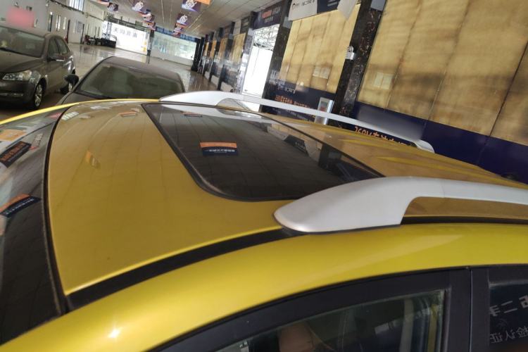 Used BYD Song 2016 GaiShi Edition 1.5TI Manual Elite Model Roof