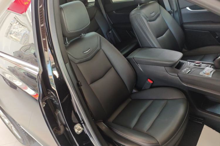 Used Cadillac XT5 2023 2.0T Two-Wheel-Drive Fashion Edition
